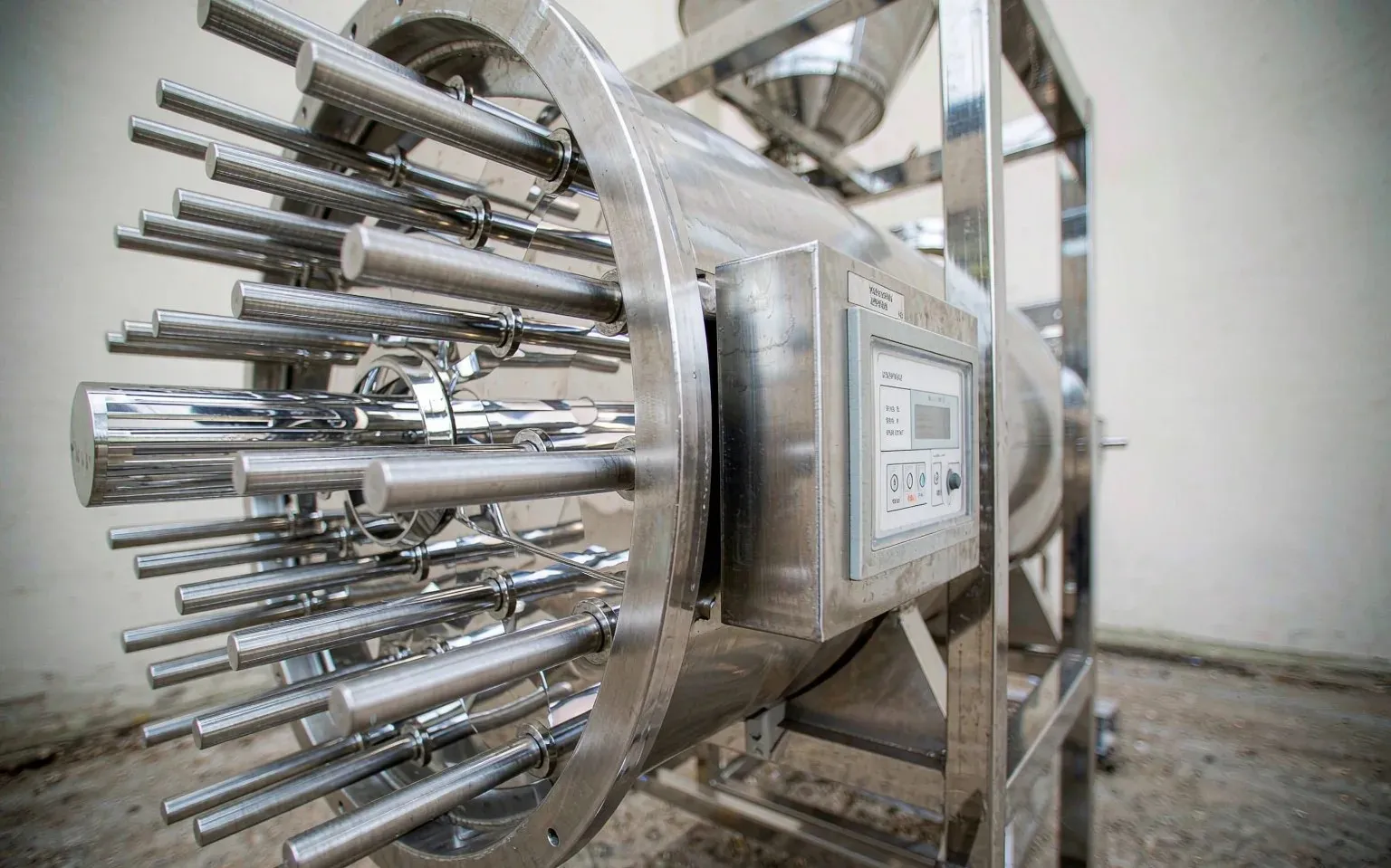 Pinchuang pin mill unit with variable-frequency drive and stainless steel contact parts